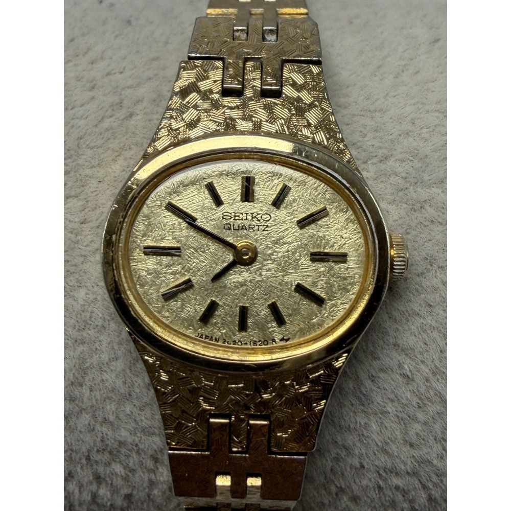 Seiko 2C20-5759 New Battery Ladies Watch 17MM 6.5" Vintage Gold Tone
